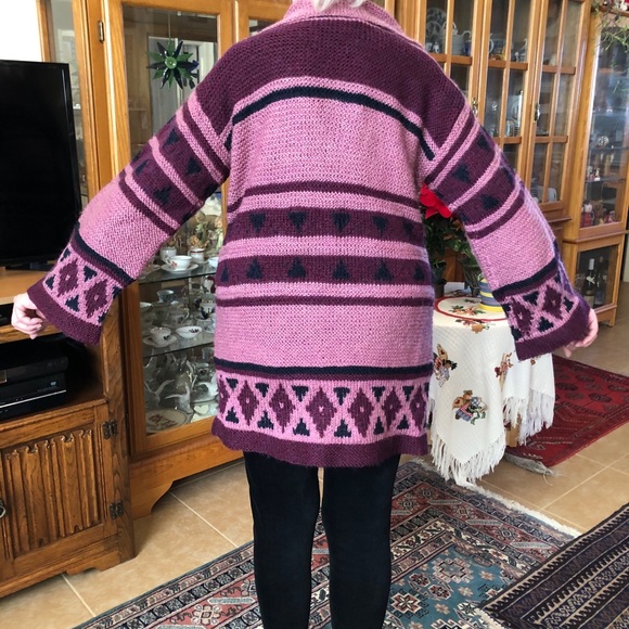 Vintage Hand Knit Wool Sweater - Picture 4 of 6